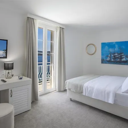 Aminess Younique Bellevue Ξενοδοχείο