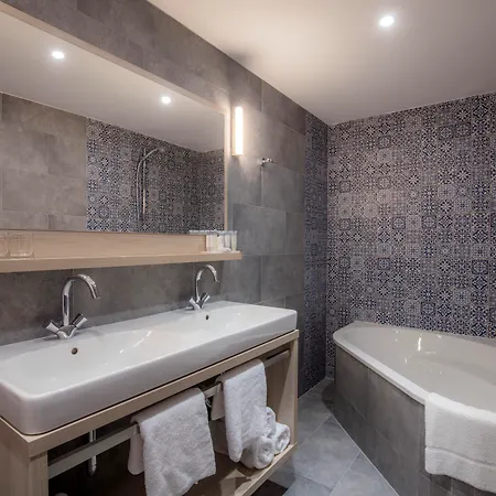 Aminess Younique Bellevue