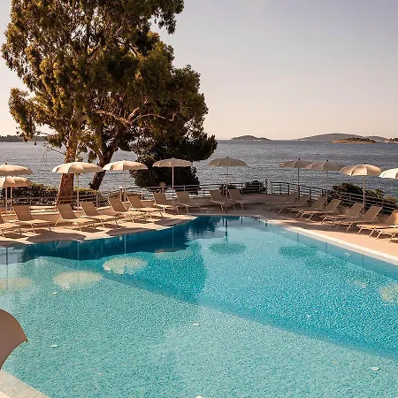 Aminess Younique Bellevue 酒店 4*