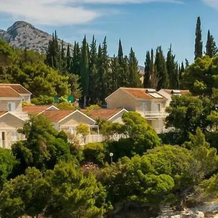 Ξενοδοχείο Aminess Younique Bellevue 4*