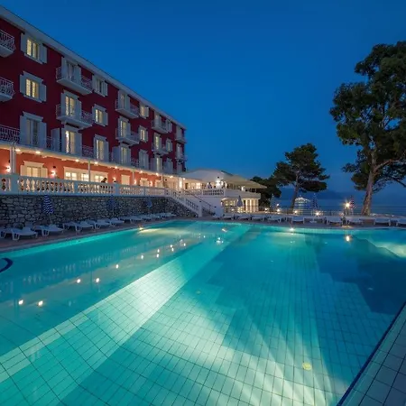 Hotel Aminess Younique Bellevue 4*