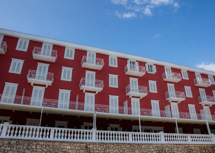 Hotel Aminess Younique Bellevue 4*